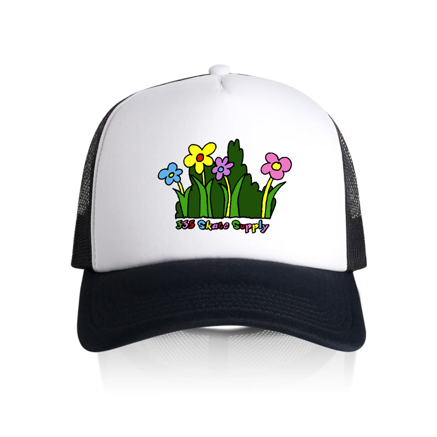 335 Flowers Foam Trucker / Black / White